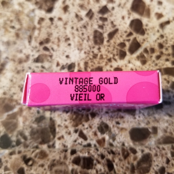 Vintage Gold: Mary Kay Eyeshadow - Picture 4 of 4